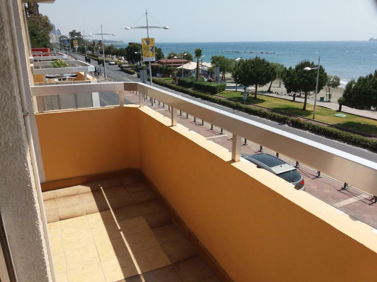 Mediterranean Breeze Daire Limasol Dış mekan fotoğraf